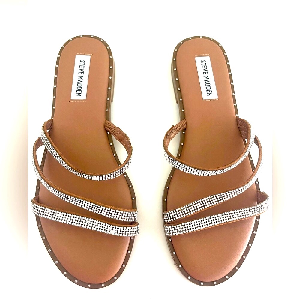 NWOT Steve Madden Sandals